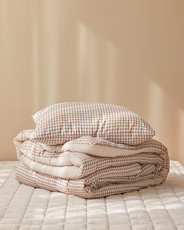 Warm and dust-free move soft semi-ultrafine winter quilt Set- Coco Beige (SS/Q/K)